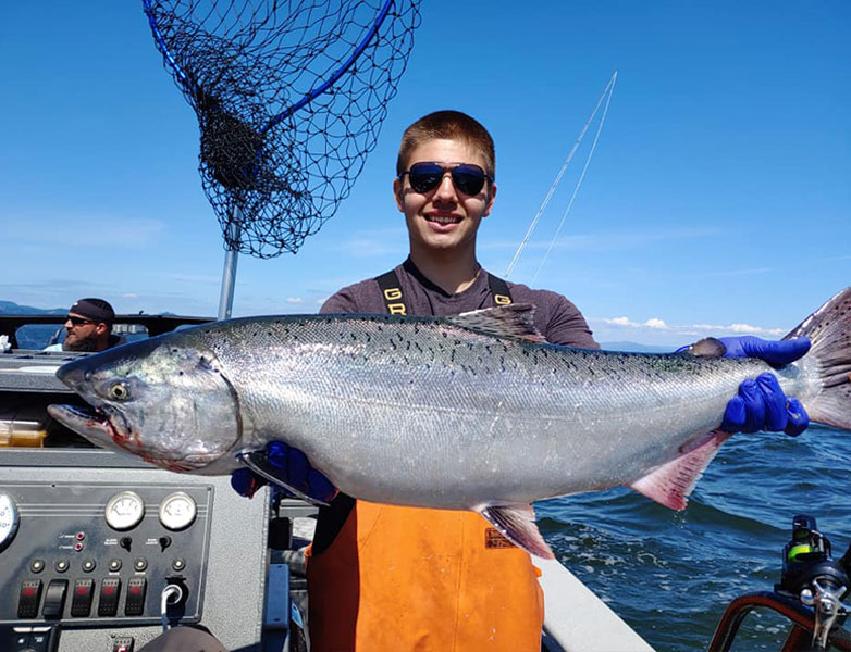 Buoy 10 Guided Fishing Trips Chinook Coho Salmon Fishing Buoy 10 Guided Fishing Trips Chinook Coho Salmon Fishing